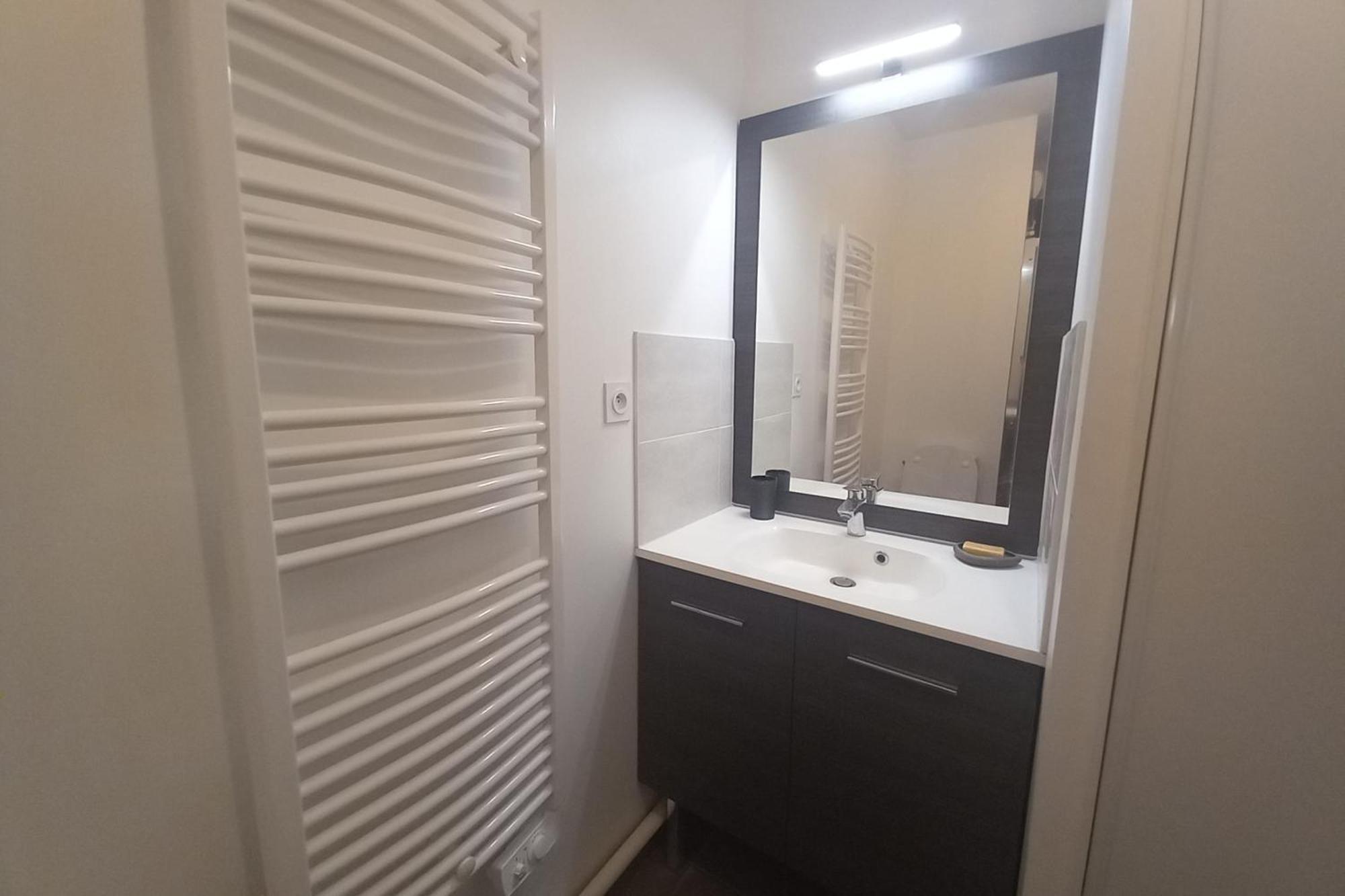 69A - Cosy Studio Ideally Located Lyon Gerland מראה חיצוני תמונה