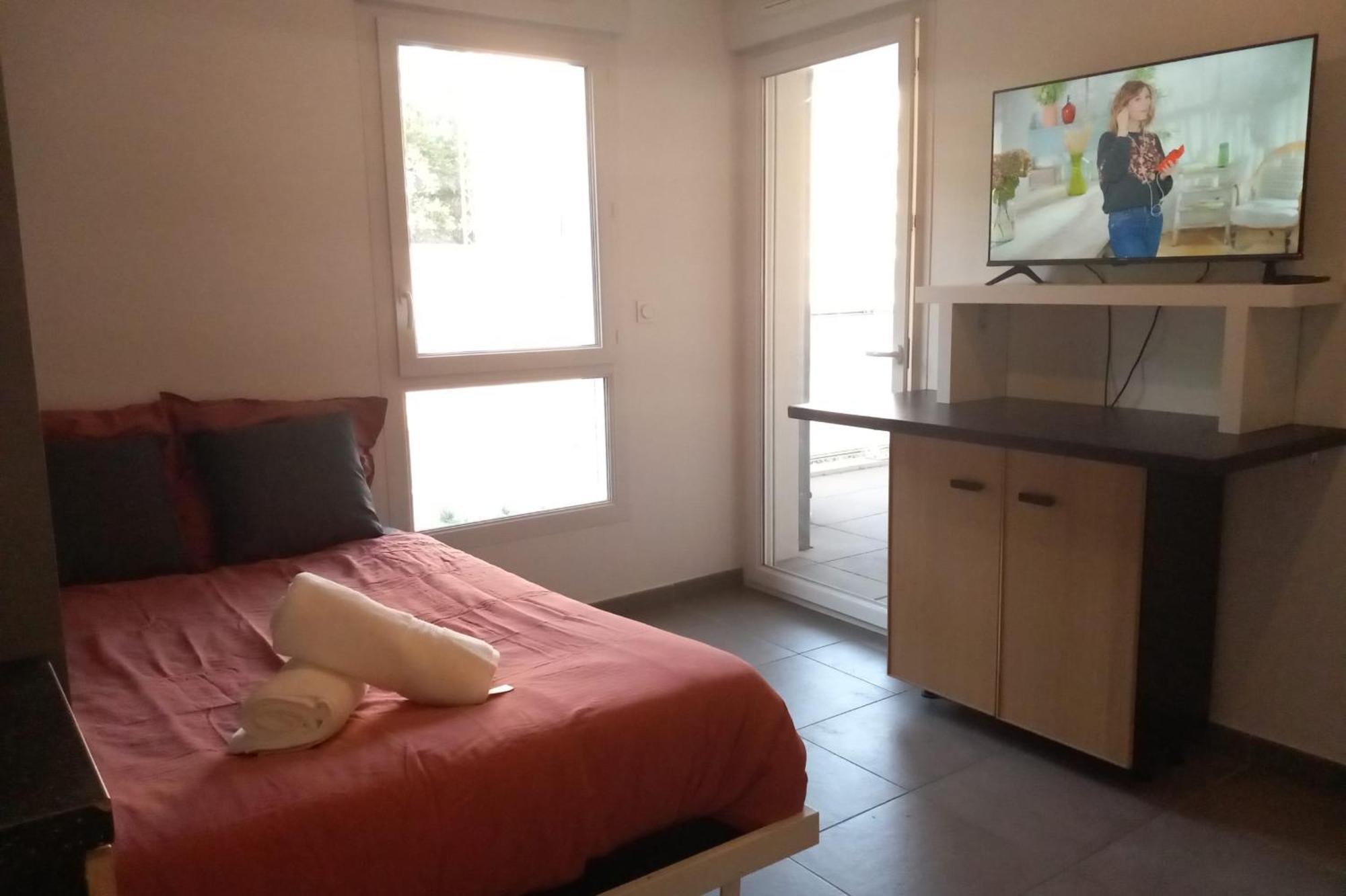 69A - Cosy Studio Ideally Located Lyon Gerland מראה חיצוני תמונה